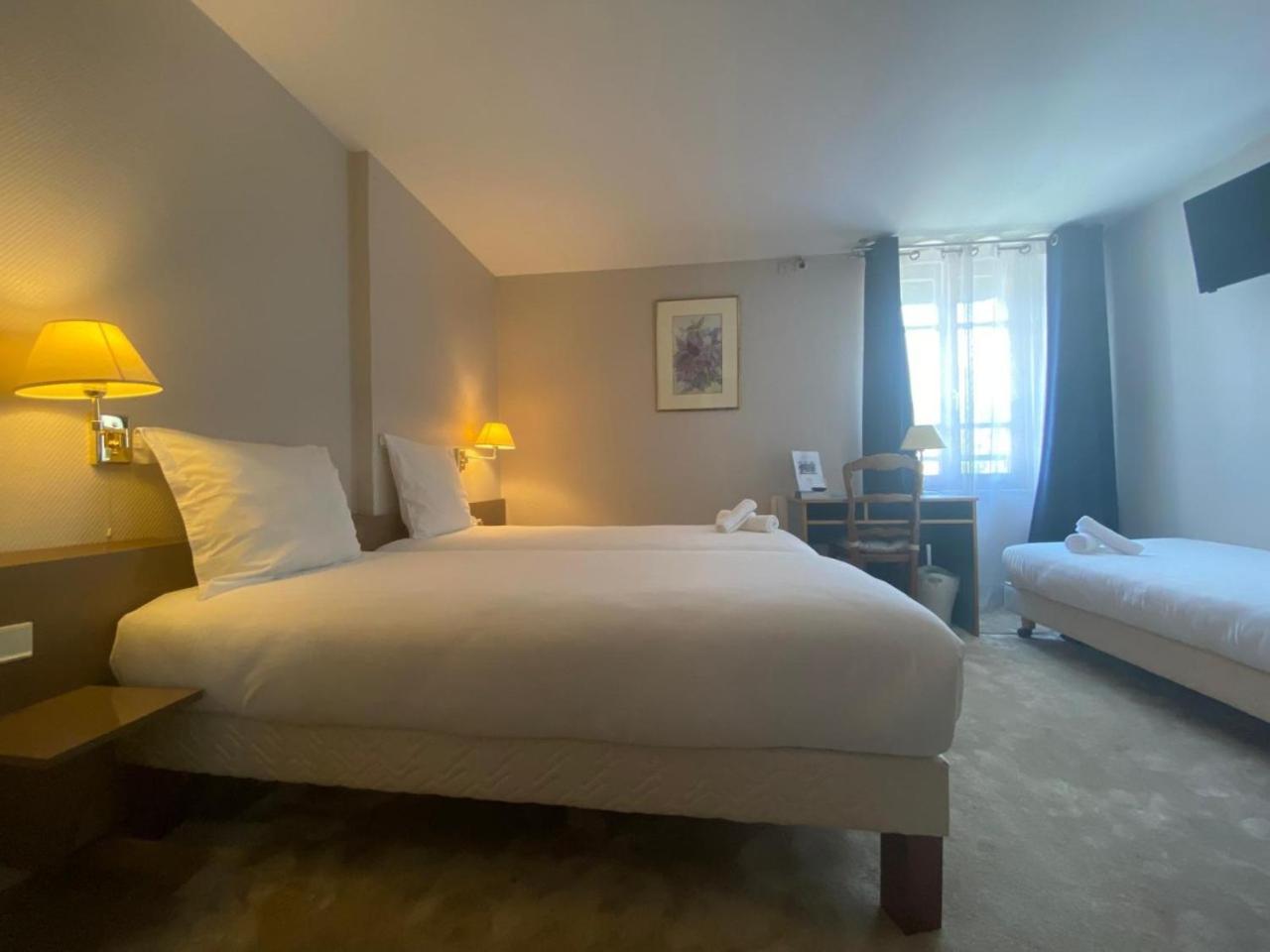 Hotel Paris Vesinet- Logis Hotel Restaurant Le Vesinet Ngoại thất bức ảnh
