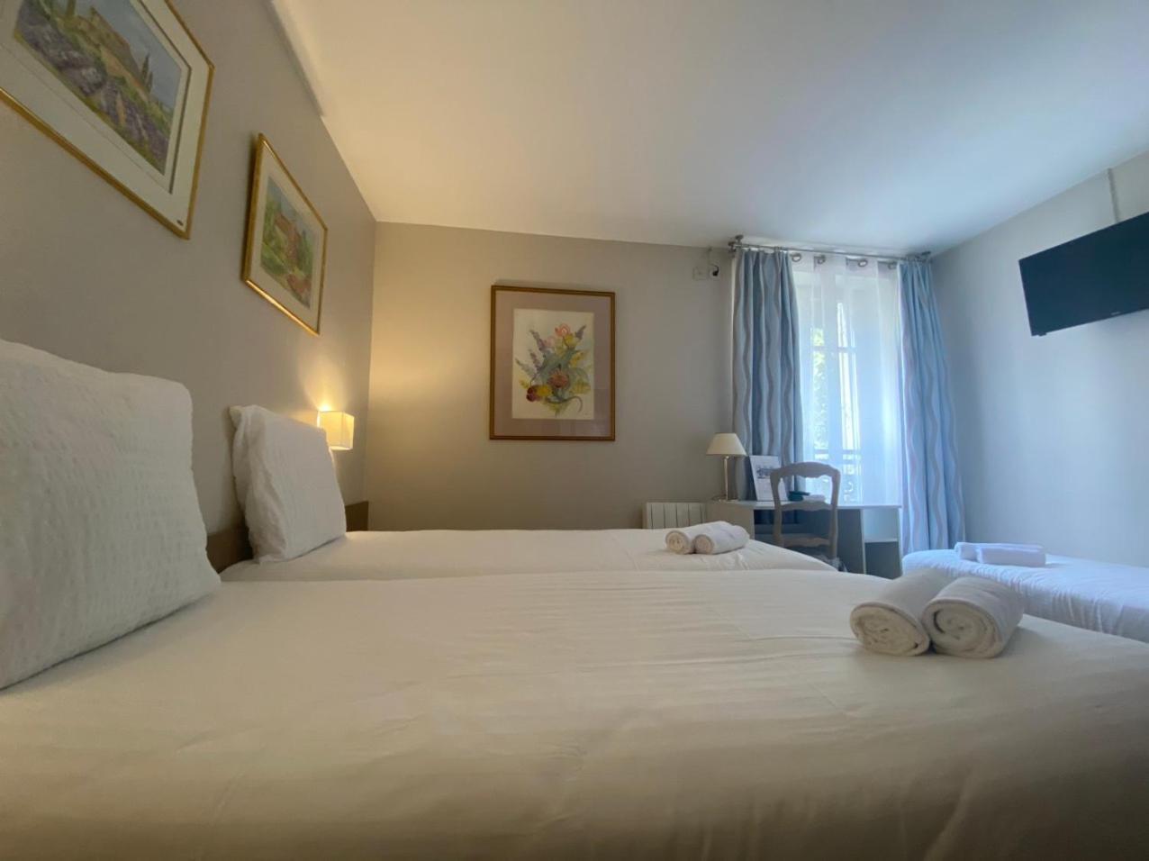 Hotel Paris Vesinet- Logis Hotel Restaurant Le Vesinet Ngoại thất bức ảnh