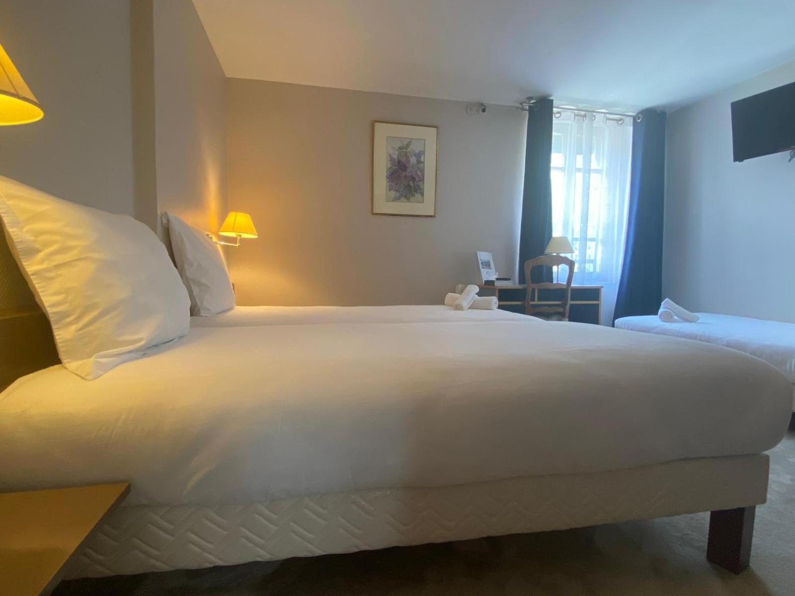 Hotel Paris Vesinet- Logis Hotel Restaurant Le Vesinet Ngoại thất bức ảnh