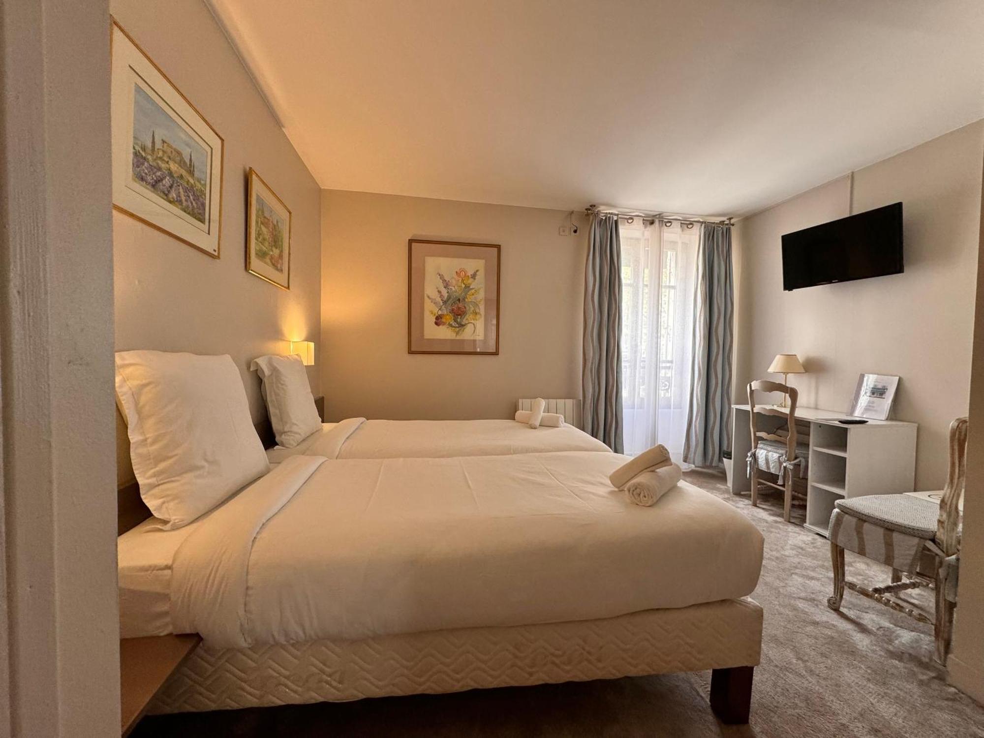 Hotel Paris Vesinet- Logis Hotel Restaurant Le Vesinet Ngoại thất bức ảnh